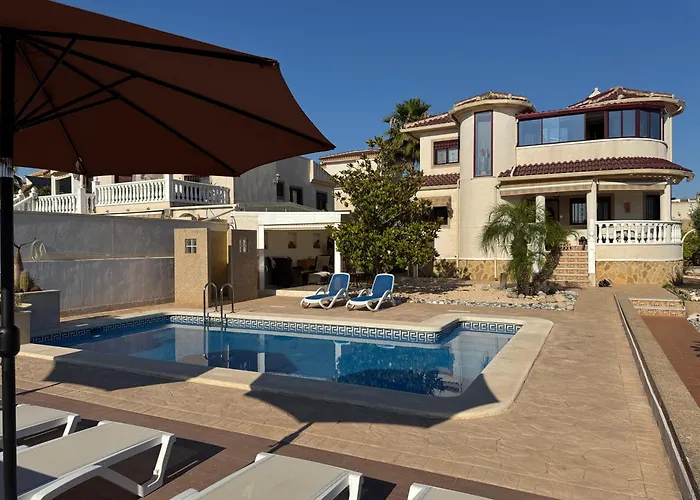 Fantastica Villa Familiar En La Marina