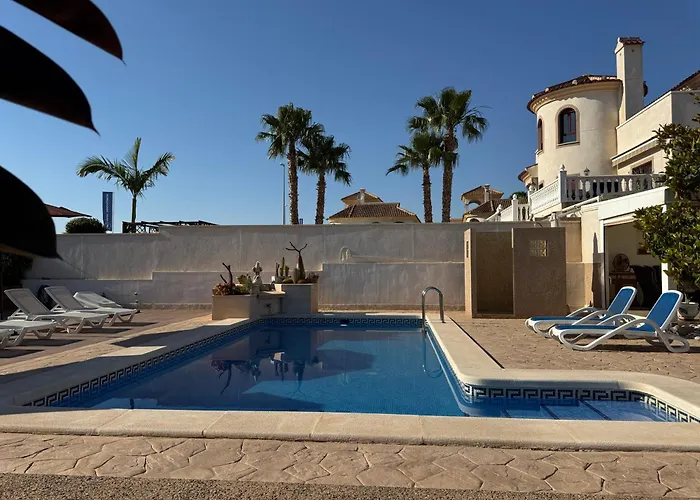 Fantastica Villa Familiar En La Marina