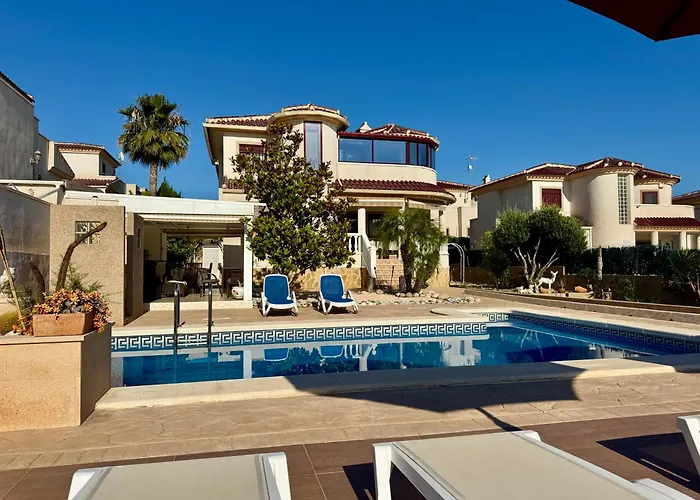 Fantastica Villa Familiar En La Marina